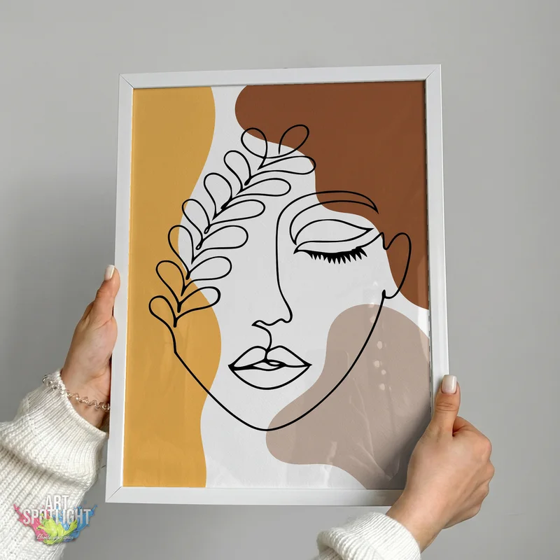 WOMAN WITH LEAF MOTIF