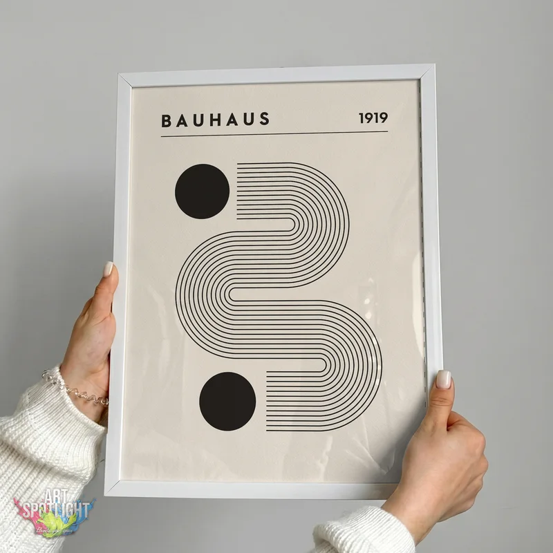 BAUHAUS CURVES AND CIRCLES