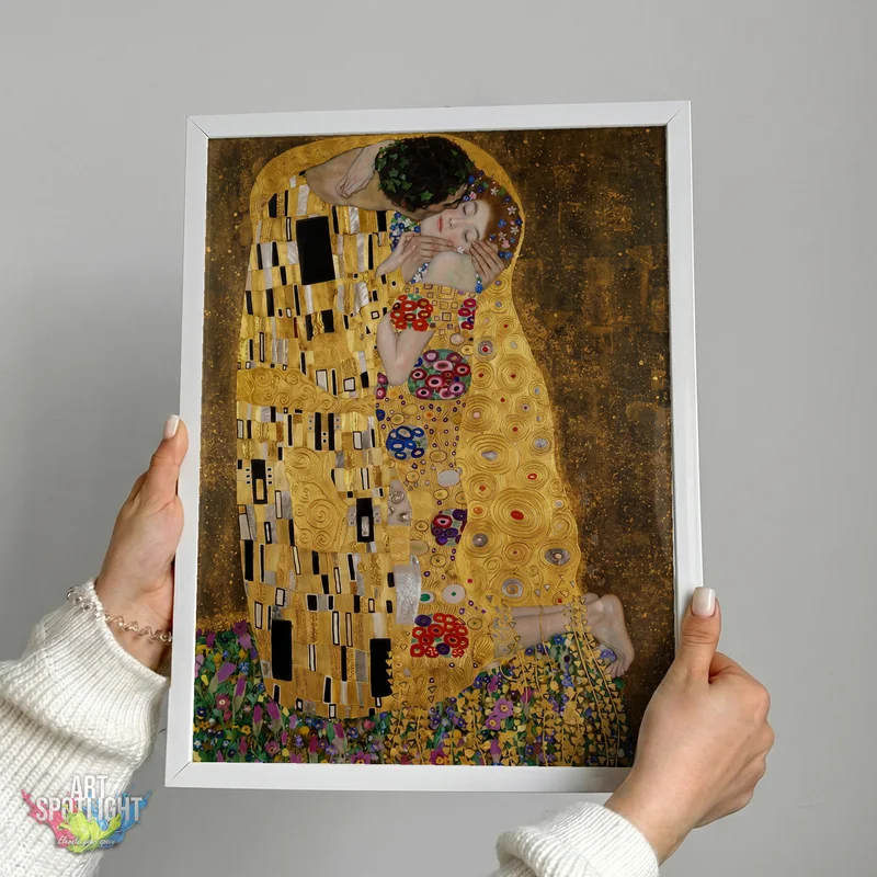 THE KISS BY GUSTAV KLIMT