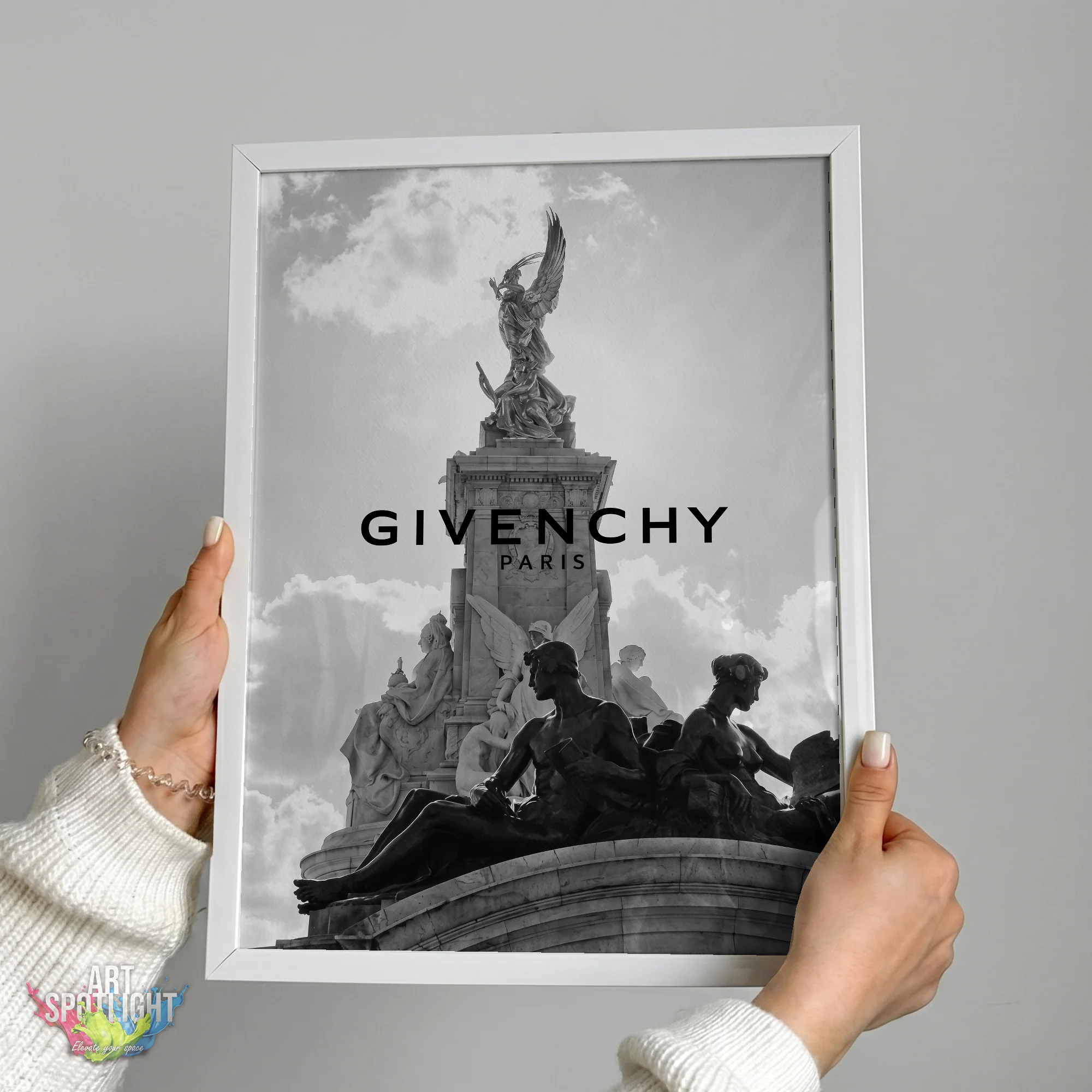 GIVENCHY PARIS MONUMENT