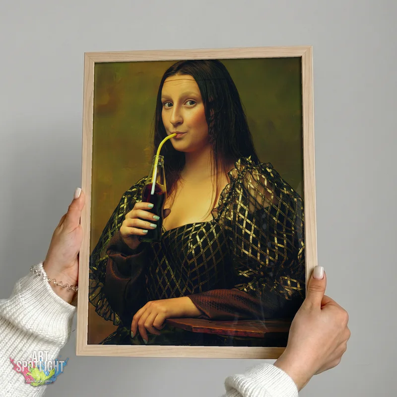 MONA LISA’S GOLDEN SIP