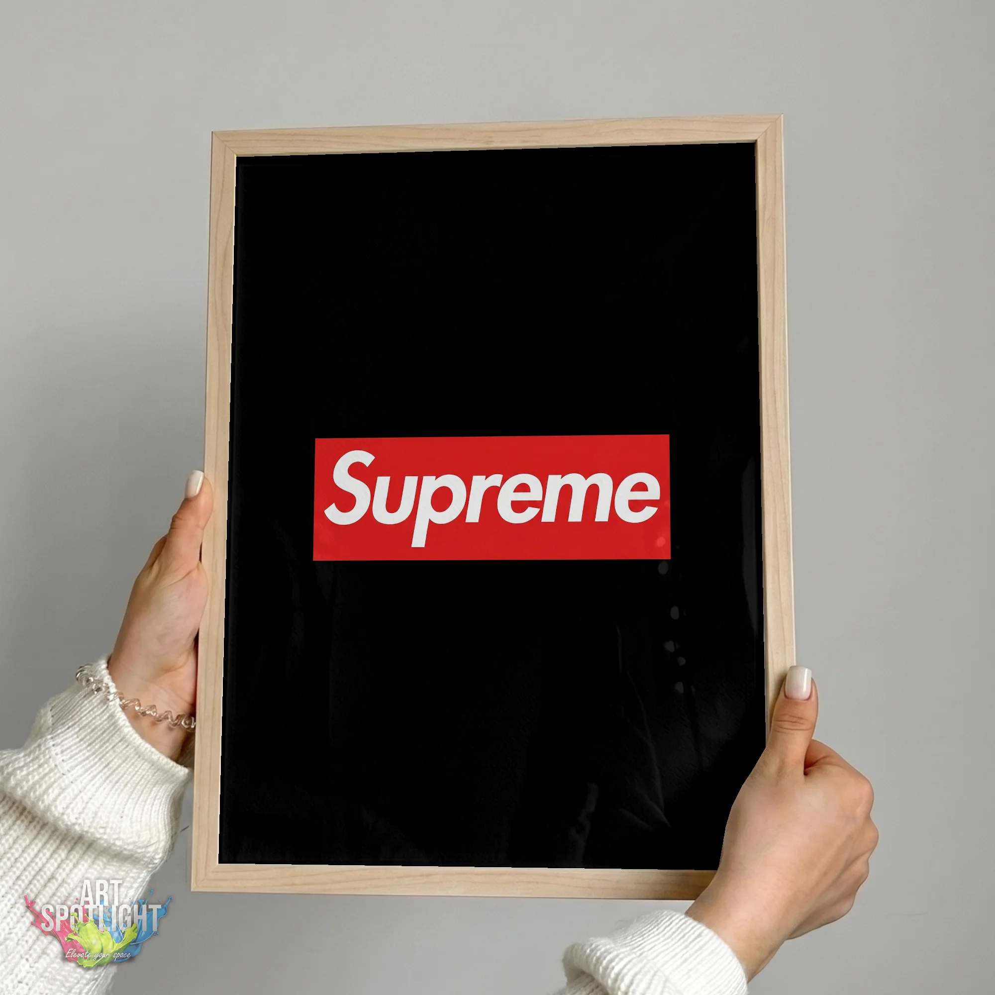 SUPREME RED BOX LOGO