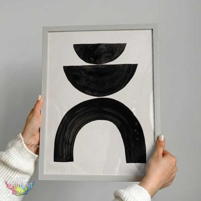 BLACK ARCH AND SEMICIRCLES