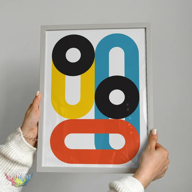 COLORFUL GEOMETRIC LOOPS