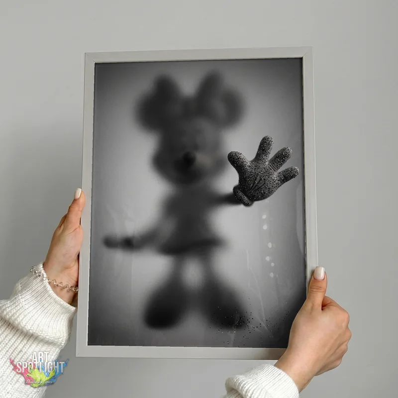 MINNIE MOUSE