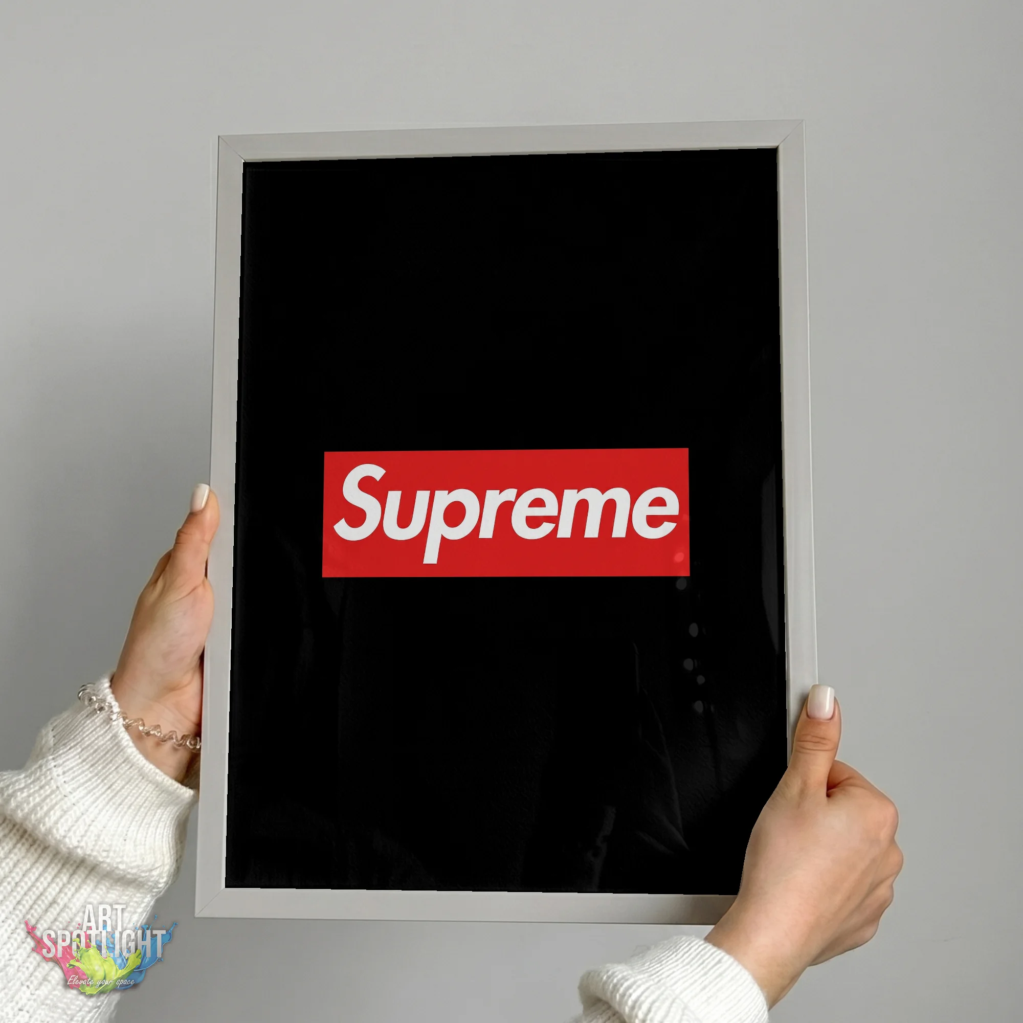 SUPREME RED BOX LOGO
