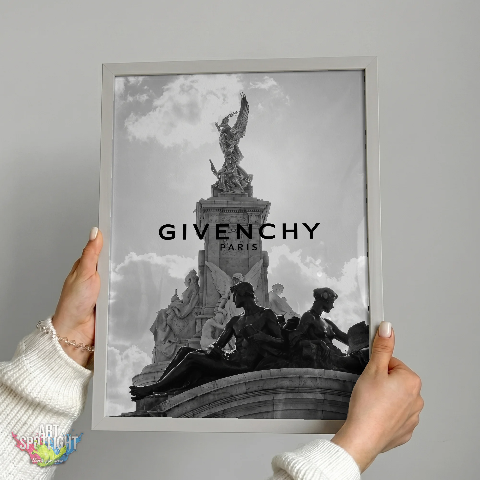 GIVENCHY PARIS MONUMENT