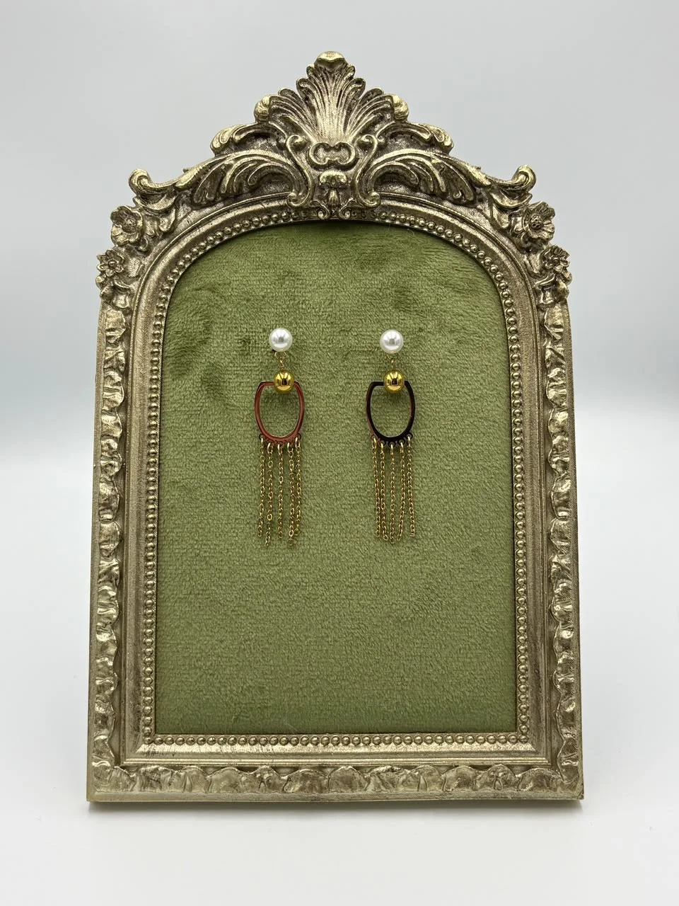 Boucles d’Oreilles Perle & Chaînes Dorées | Benmoussa Création
