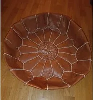 Pouf Marocain en Cuir Véritable Marron – Artisanat Traditionnel