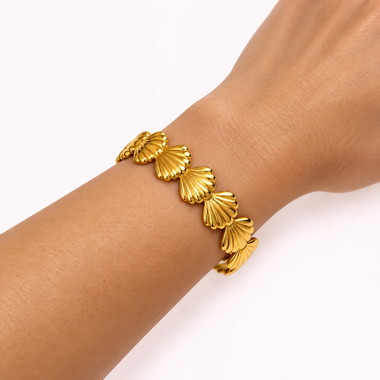Bracelet Coquillages Dorés Ajustable
