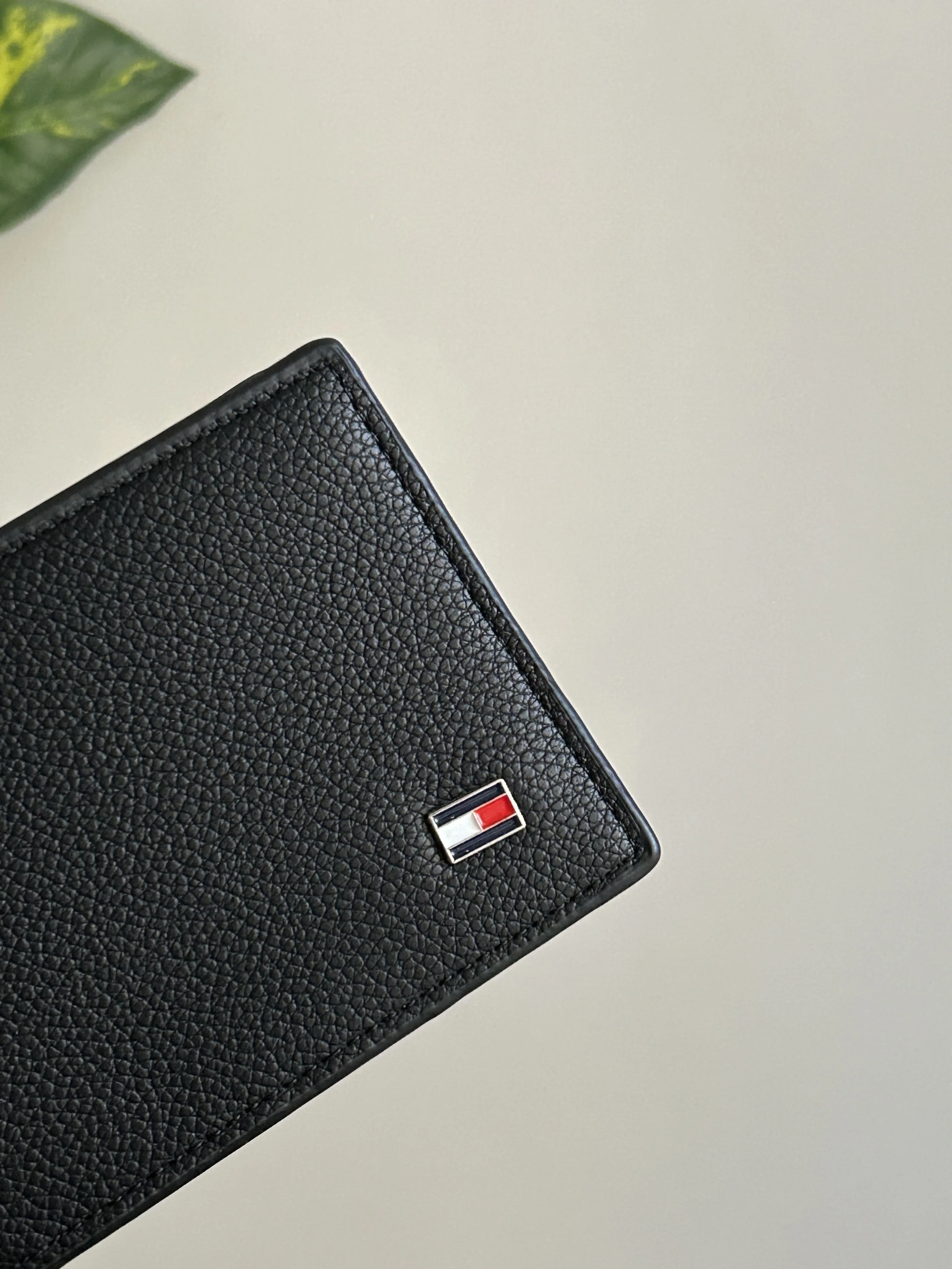 Porte monnaie Tommy noire