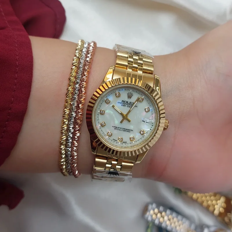 🌸 ساعة  نسائية ​🌸