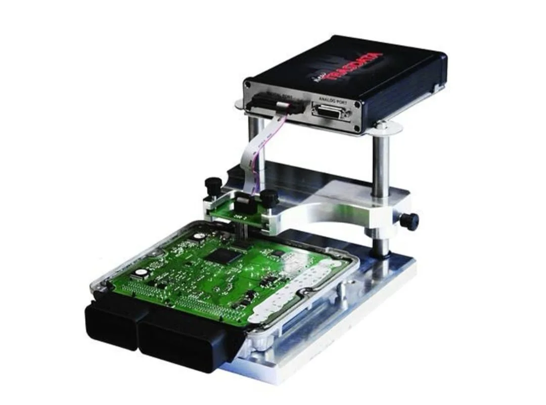   (كمبيوترات السيارات)