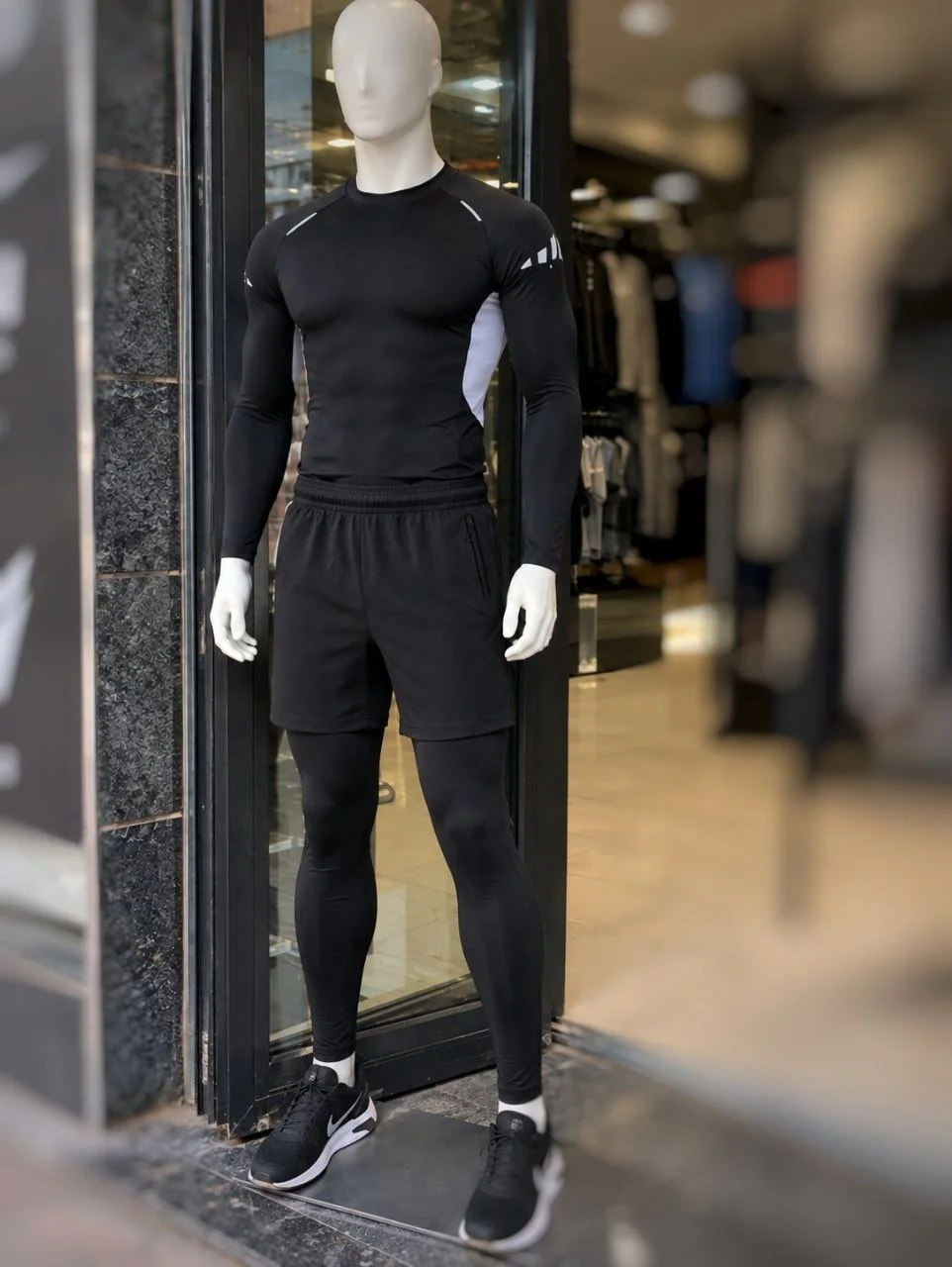 Ensemble Sport 3 Piece - طقم رياضي كامل ن 3 قطع