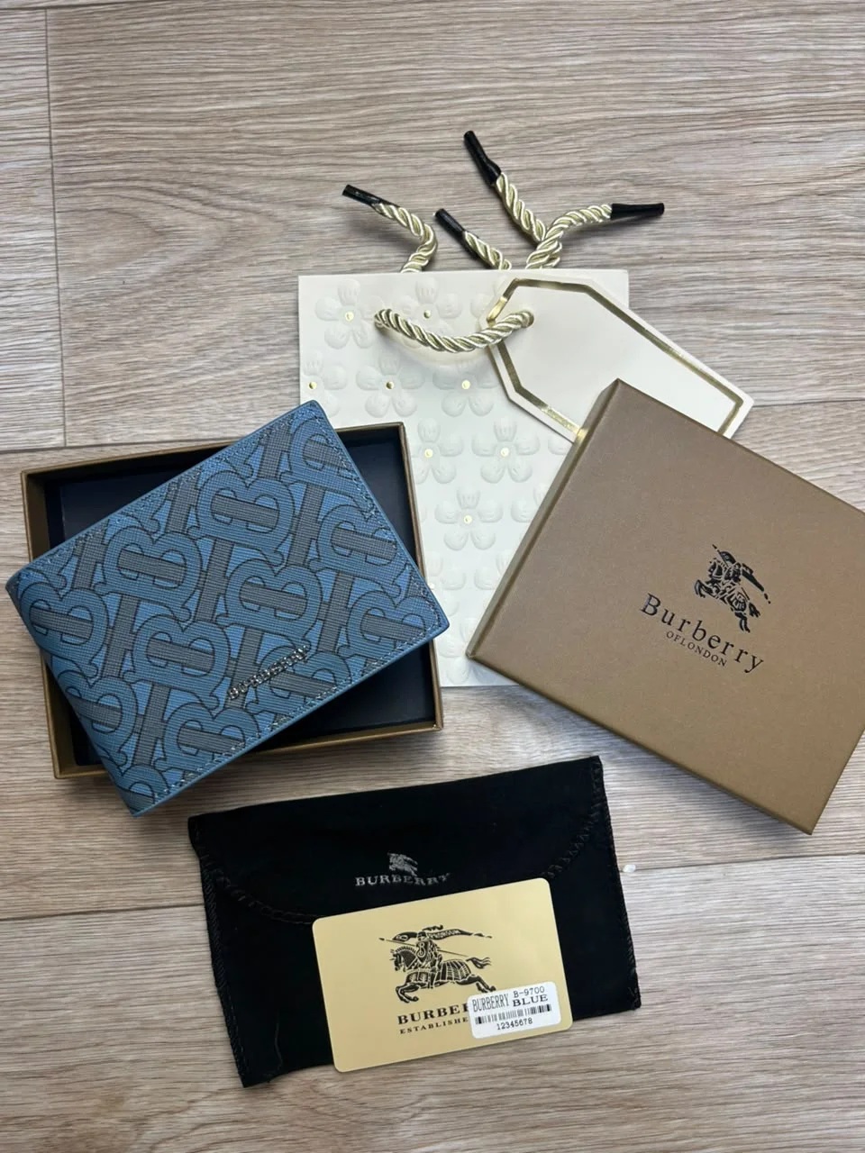 PORTE MONNAIE BURBERRY HOMMES  AVEC SACHET