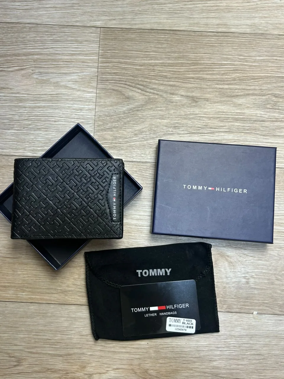 PORTE MONNAIE TOMMY HOMMES 2