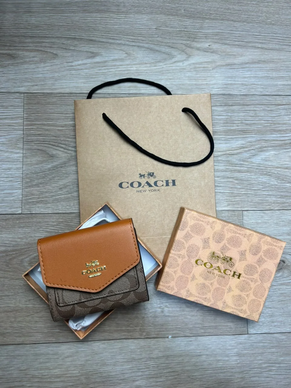 PORTE MONNAIE COACH FEMMES AVEC SACHET