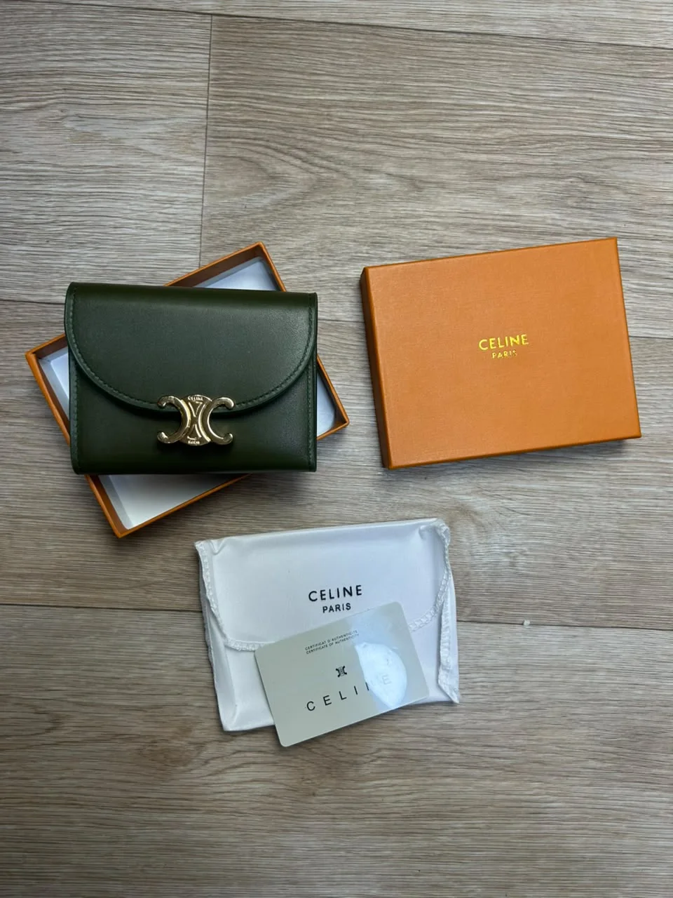 PORTE MONNAIE FEMMES CELINE VERT