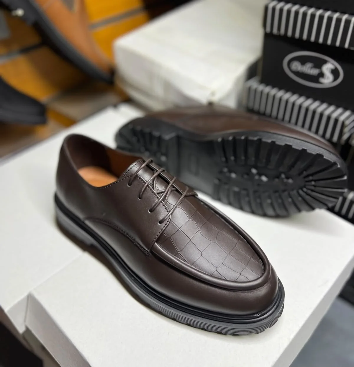Chaussure classe cuir confortable 2026