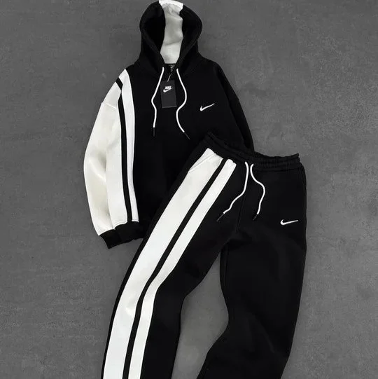 Ensemble NIKE  🇹🇷🇹🇷 -30%