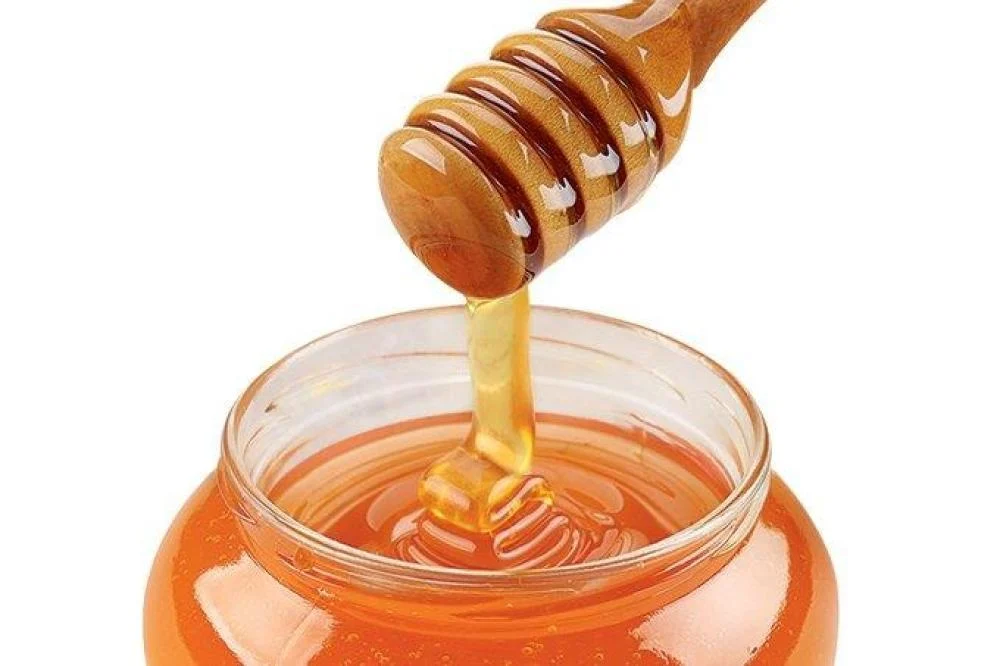 في بركة البلاد نقدم لكم منتجات طبيعية مختارة بعناية تجمع بين الجودة والمذاق الأصيل. نسعى لتوفير أجود أنواع العسل والمقرمشات الطبيعية بلمسة تقليدية مستوحاة من خيرات المغرب.