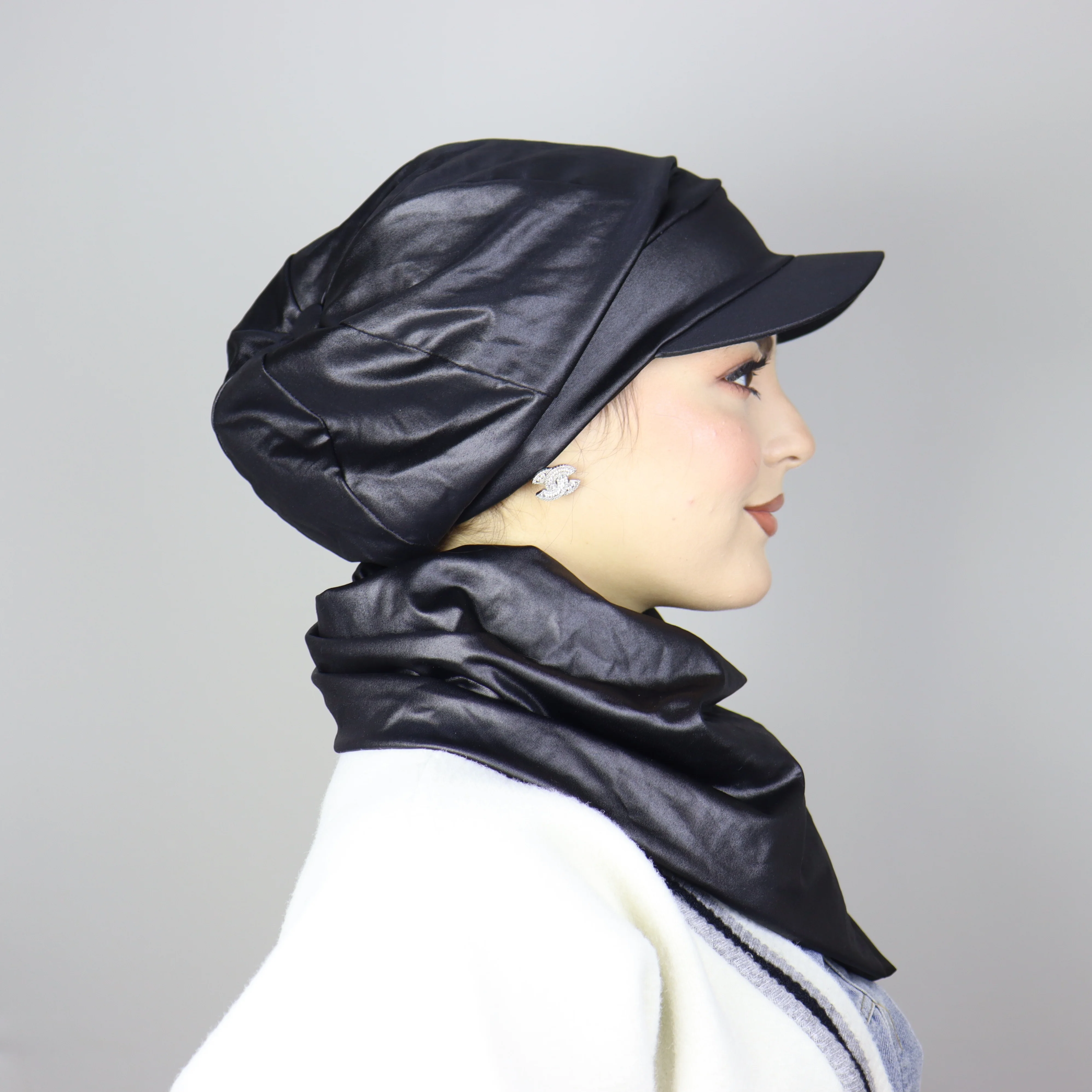 Béret Casquette Ajustable Effet Cuir avec Cache-Cou