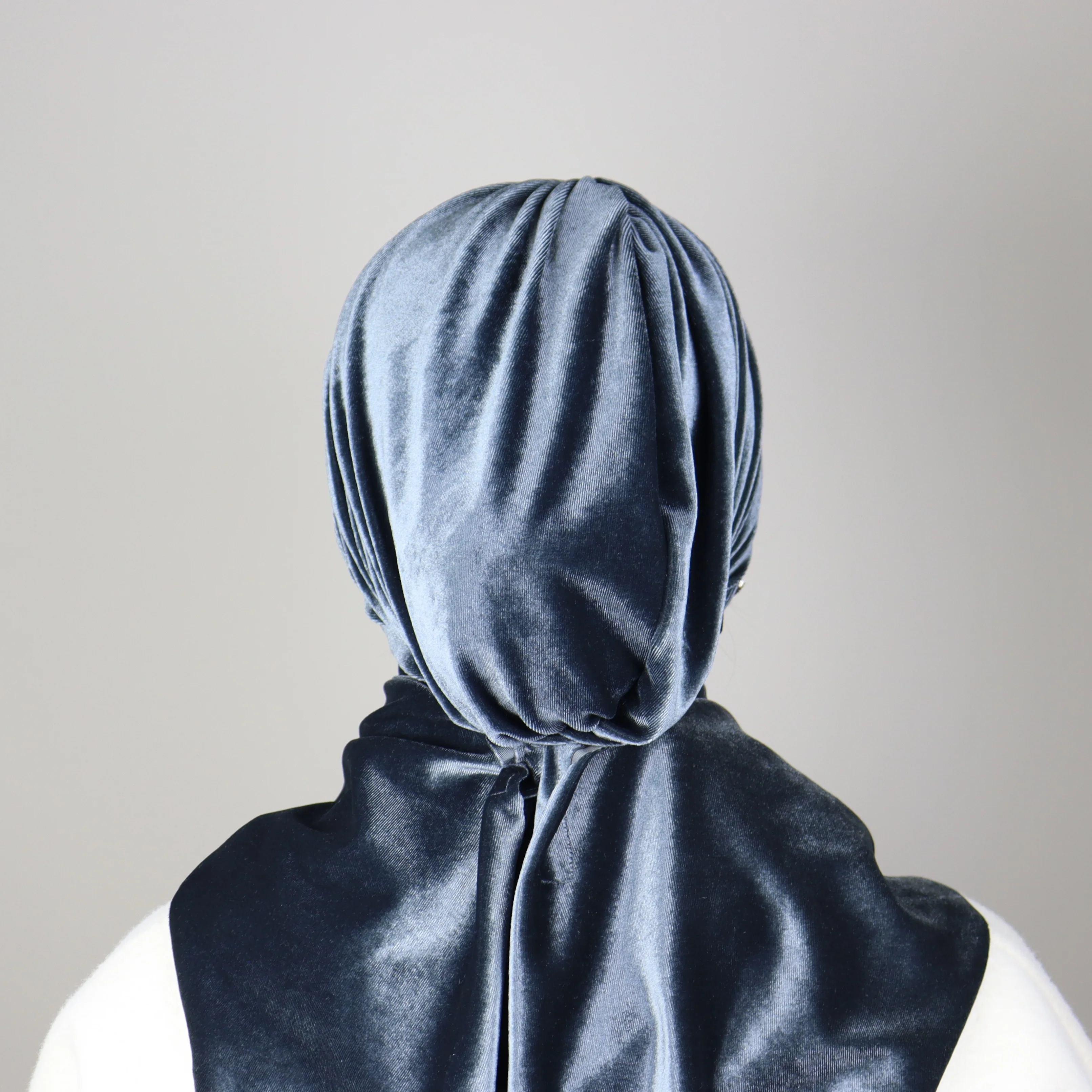 Turban Châle Hiver en Velours Haut de Gamme Ajustable - Fermeture Aimantée