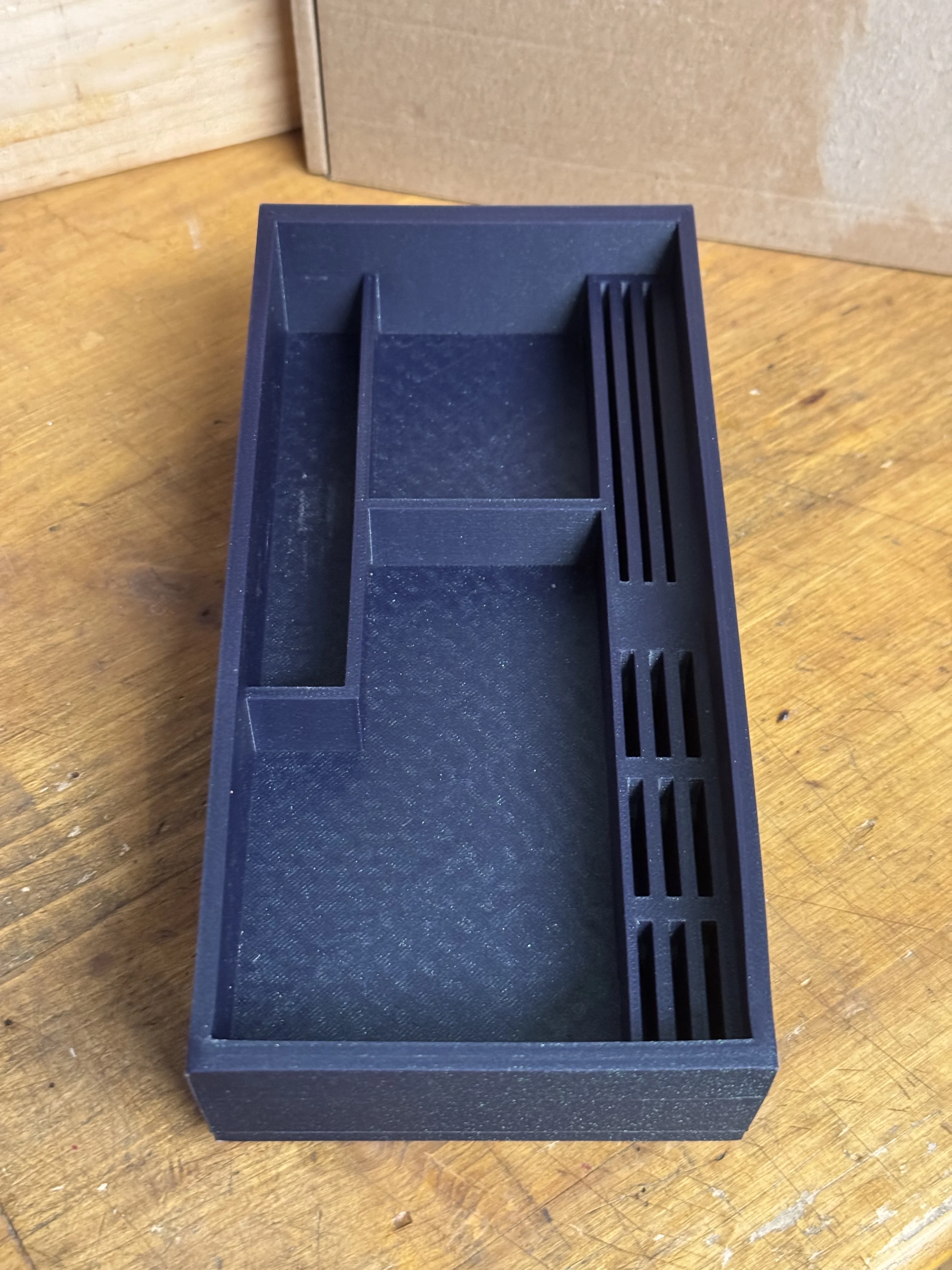 Insert de console pour Mercedes-Benz Classe A W177