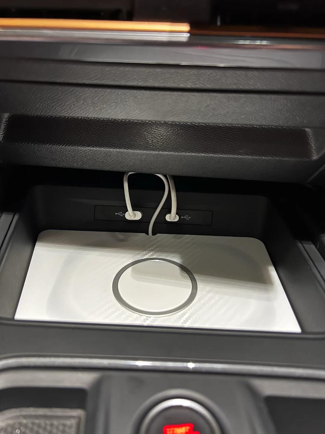 Cupra Formentor Seat magsafe charger plate