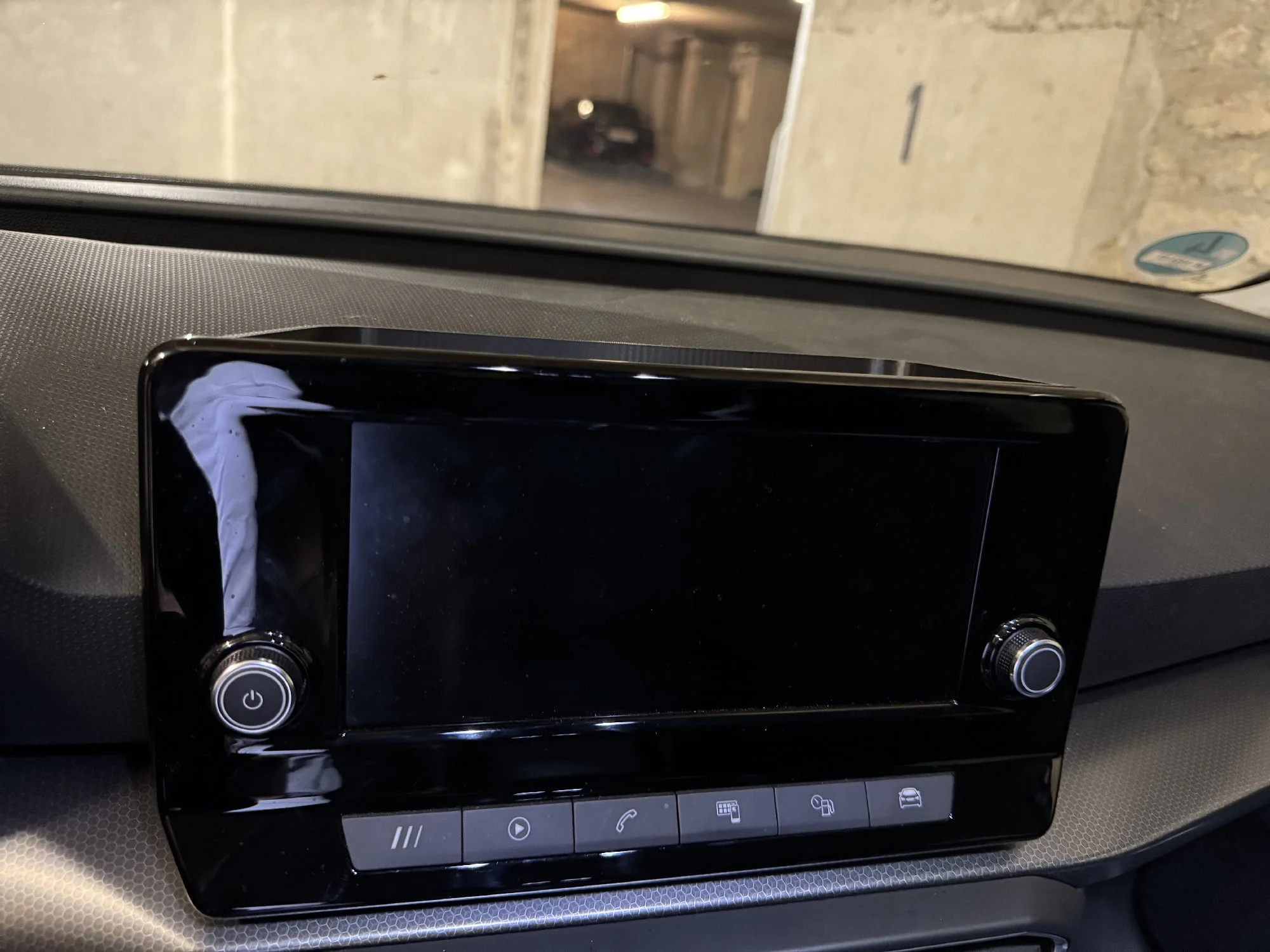 Seat Cupra Leon Display Storage 2021+