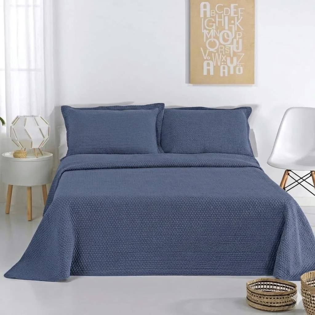 Couvre-lit  boutis double face  JERRY couleur bLEU UNIFABRICS comprend 2 Housses d'oreillers