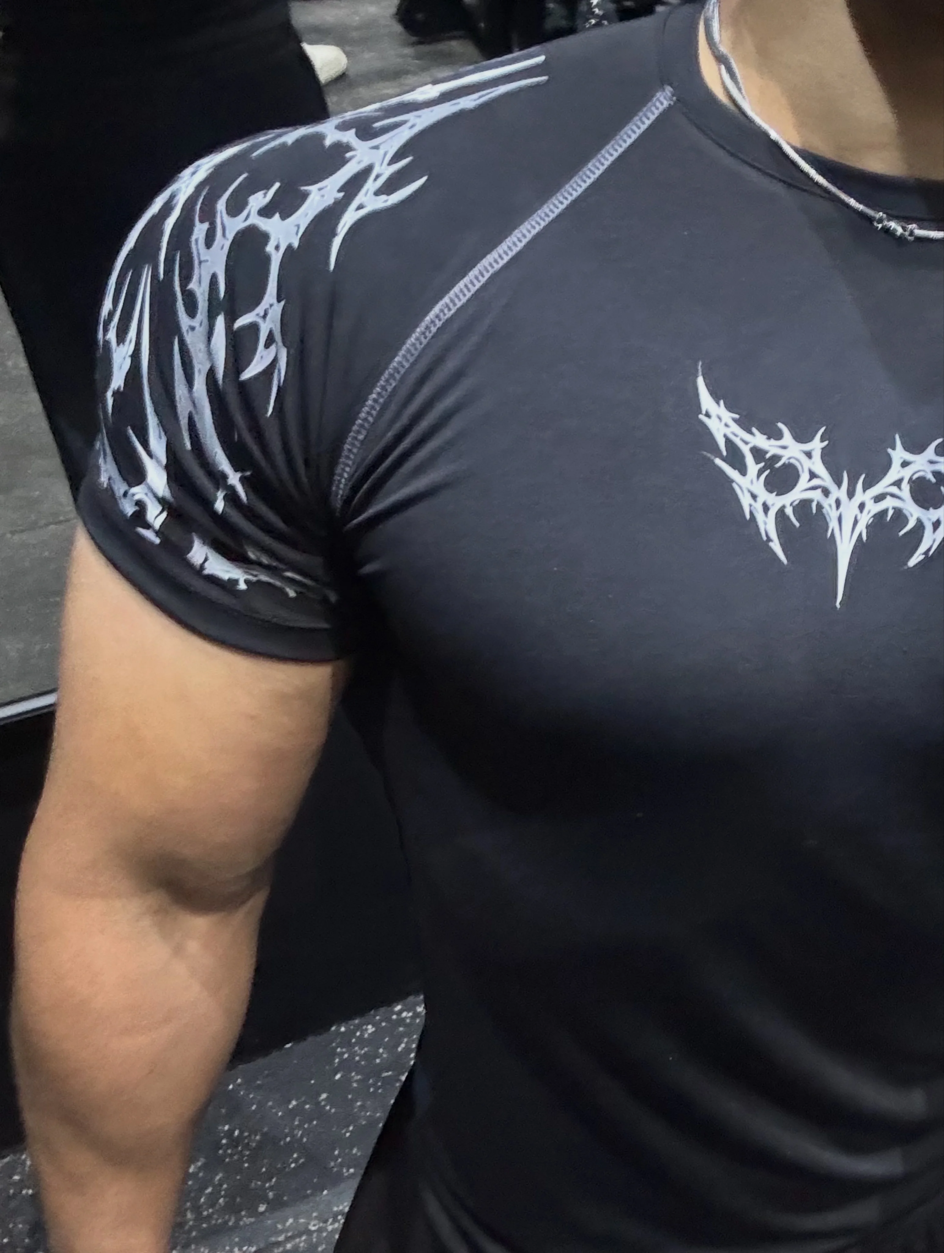 COMPRESION TRIBAL Ts