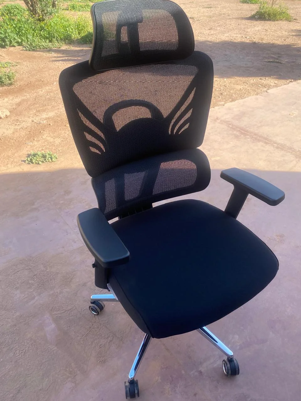 CHAISE ERGONOMIQUE EN MAILLE MOD J192A
