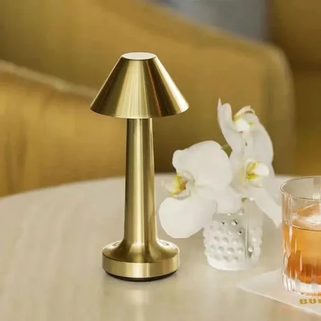 Lampe de table CHICA GOLD rechargeable