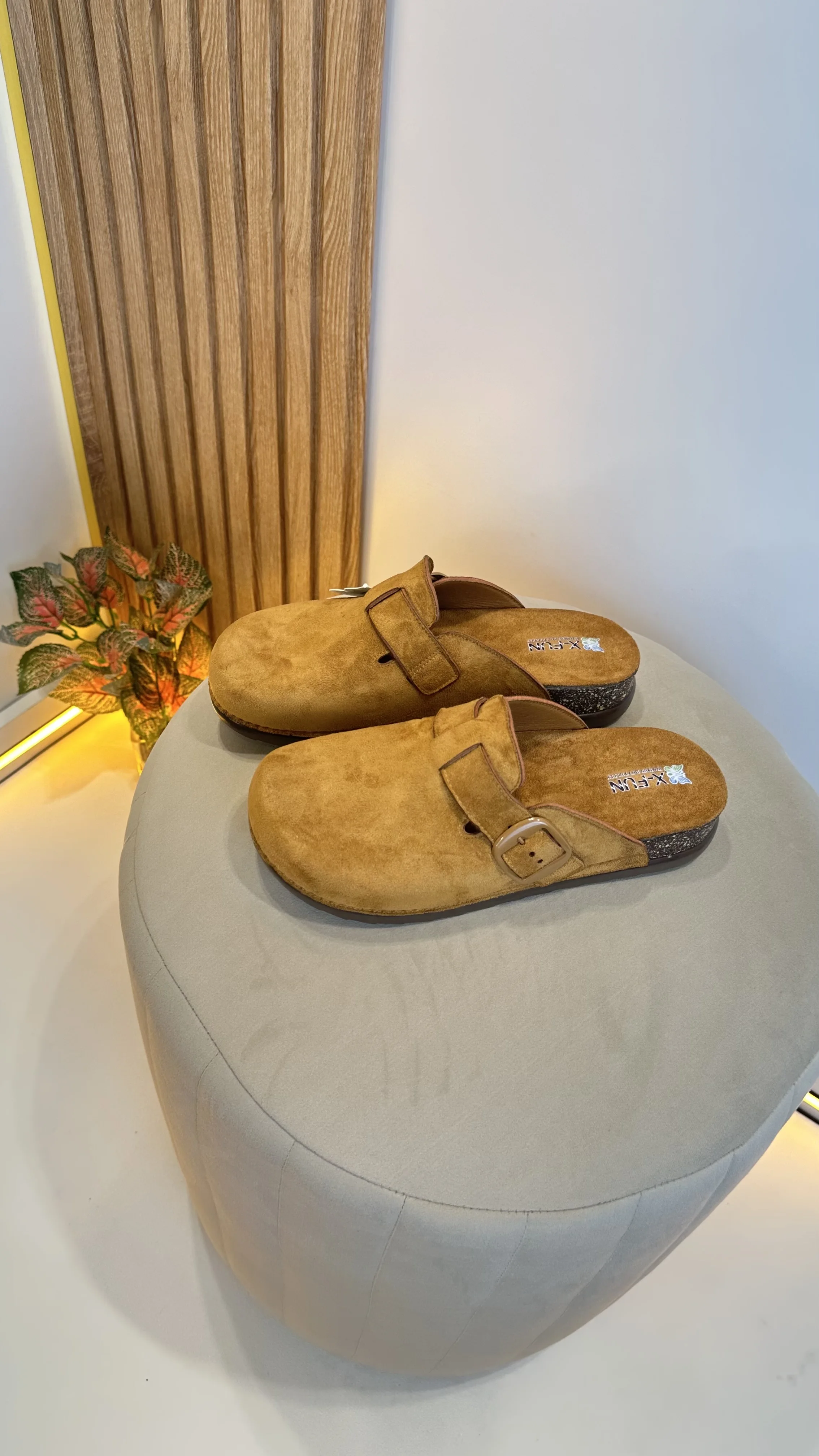 Sabot Femme Élégant – Suède Style