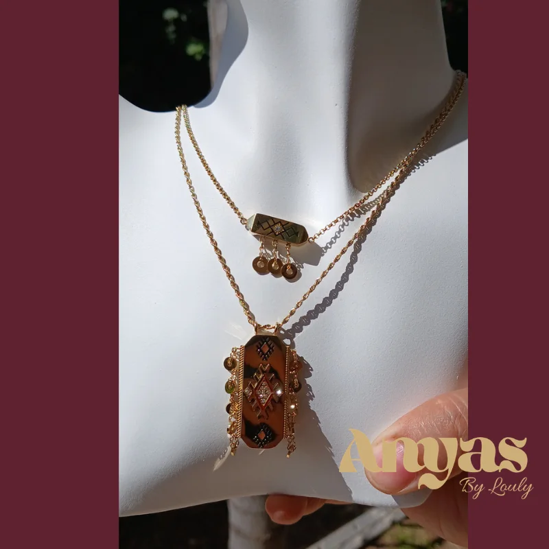 Sautoir Pendentif Motifs Berbères doré avec chainette assortie