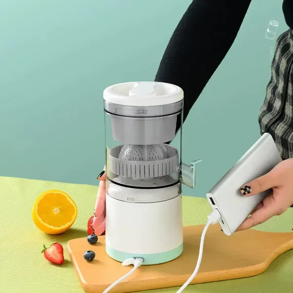 • العصارة التريند Trendy Juicer