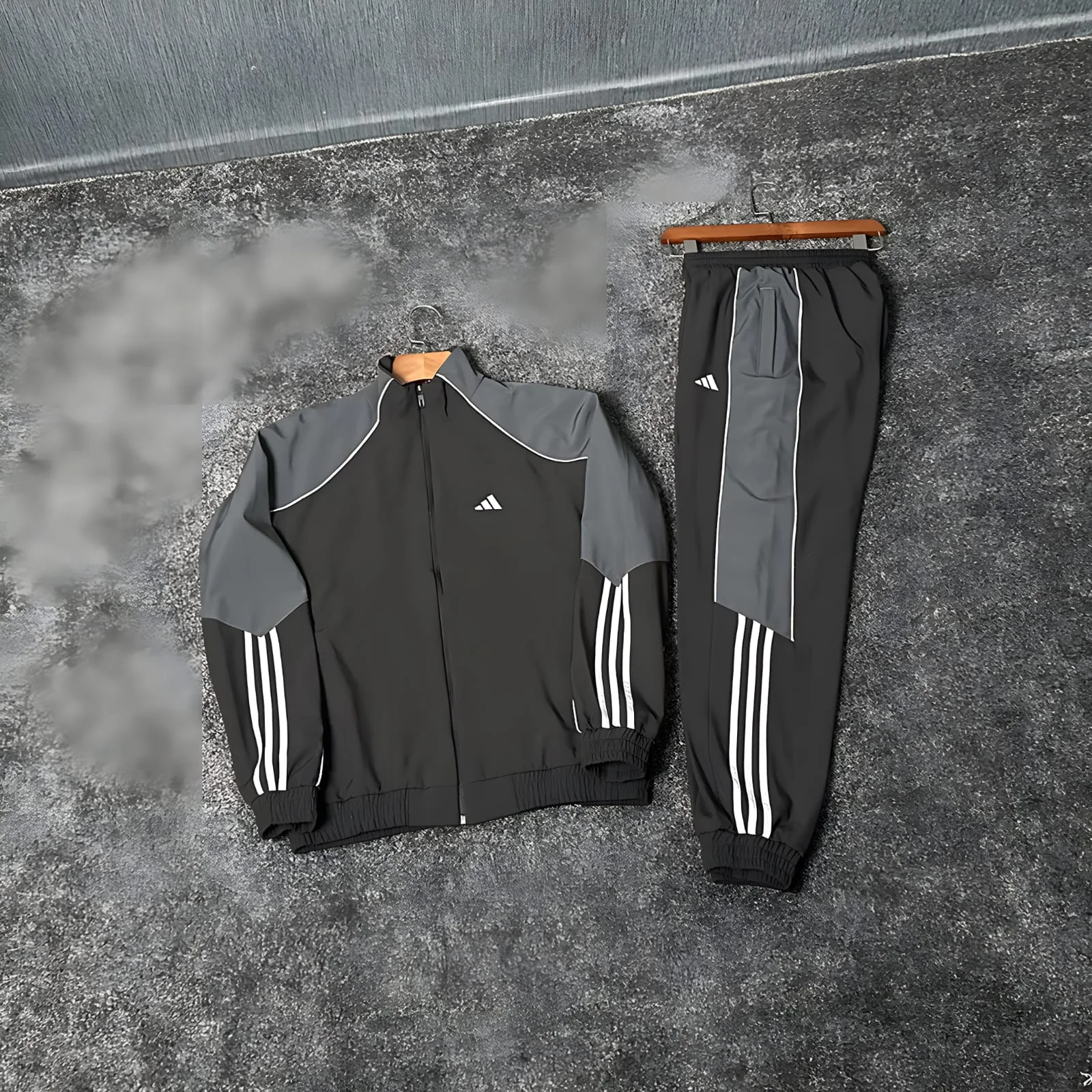 006 Ensemble  survêtements Adidas sportif