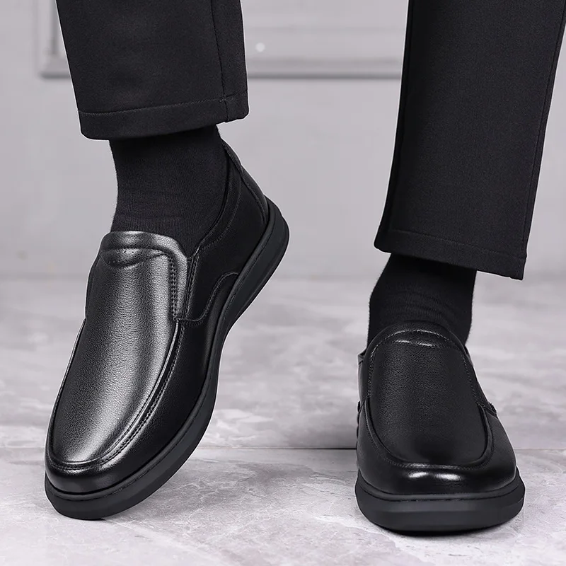 Chaussure en cuir souples et confortable Noir