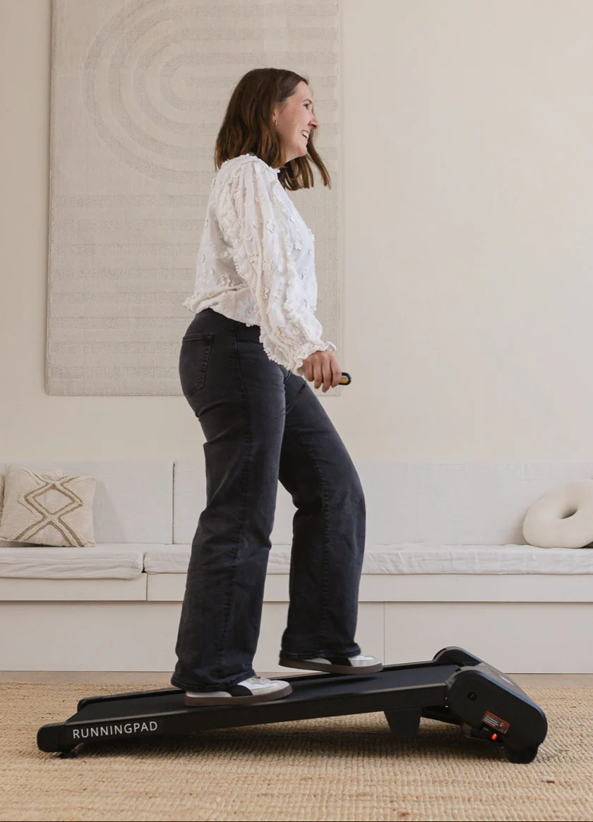 Prêt à l’emploi : déplier, allumer, marcher. Aussi simple que ça.