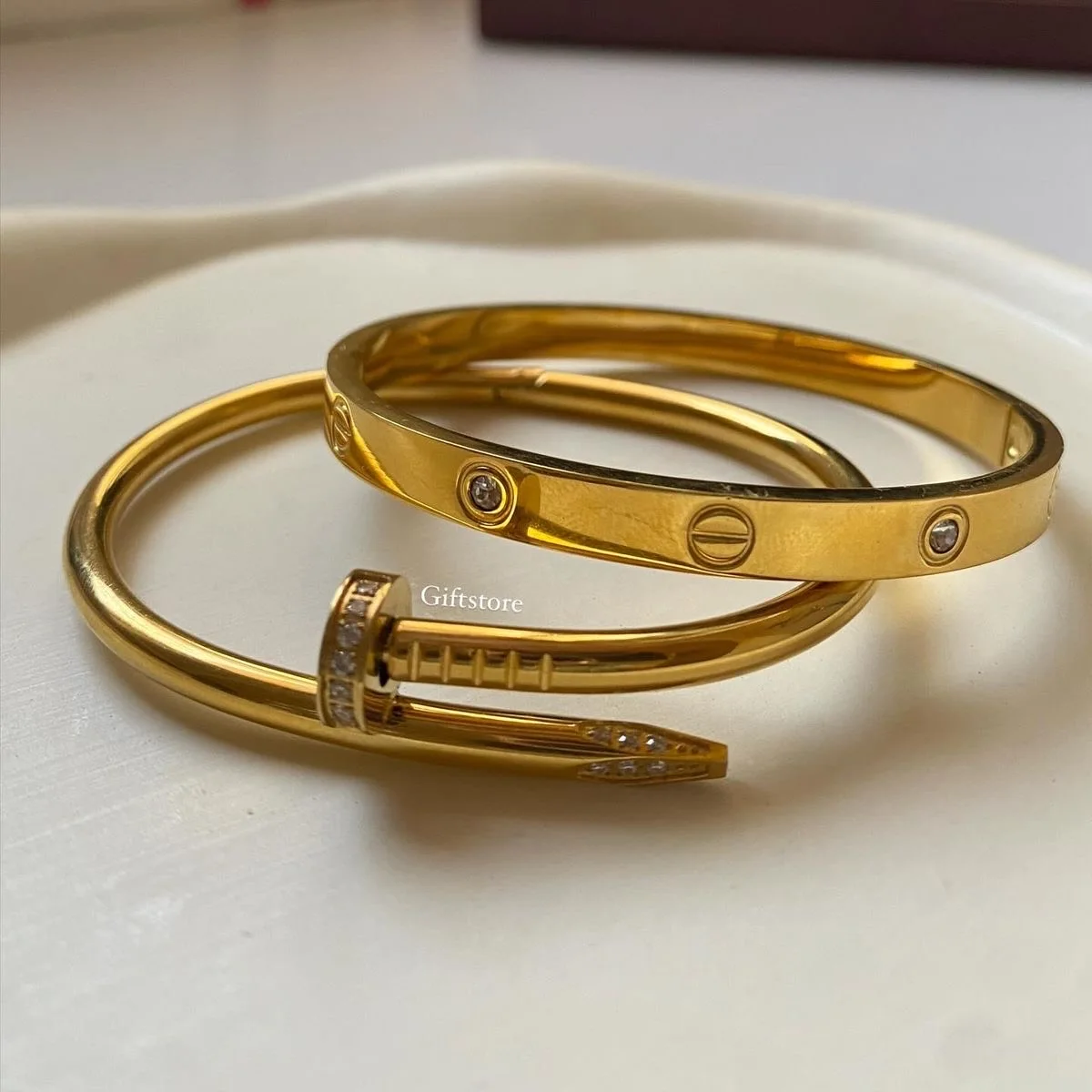 الأسئلة الشائعة