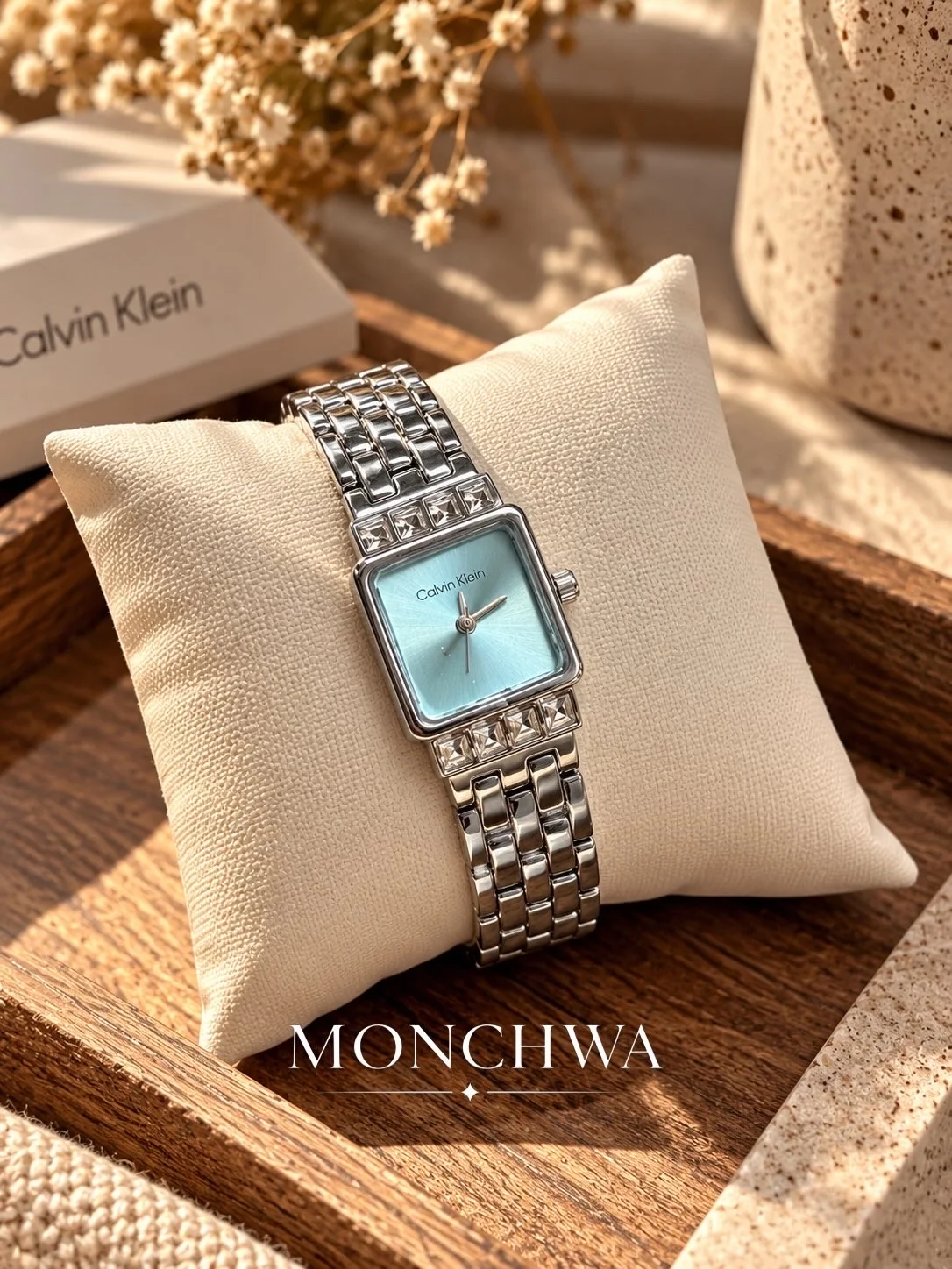 Montre CK élégante et raffinée