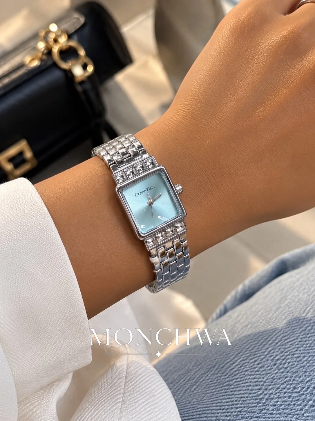 Montre CK élégante et raffinée