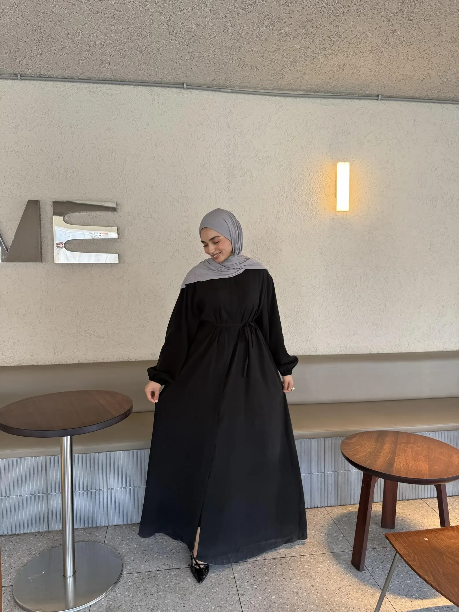 عباية شرعية أنيقة بحزام الخصر